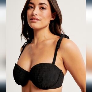 New Curve Love Tie-Strap Underwire Bikini Top Size Medium - DD